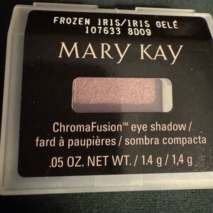 Mary Kay ChromaFusion Light Pink Eyeshadow Shimmer